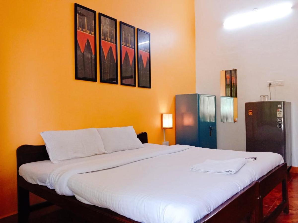 Отель Baga Beach Paradise Экстерьер фото